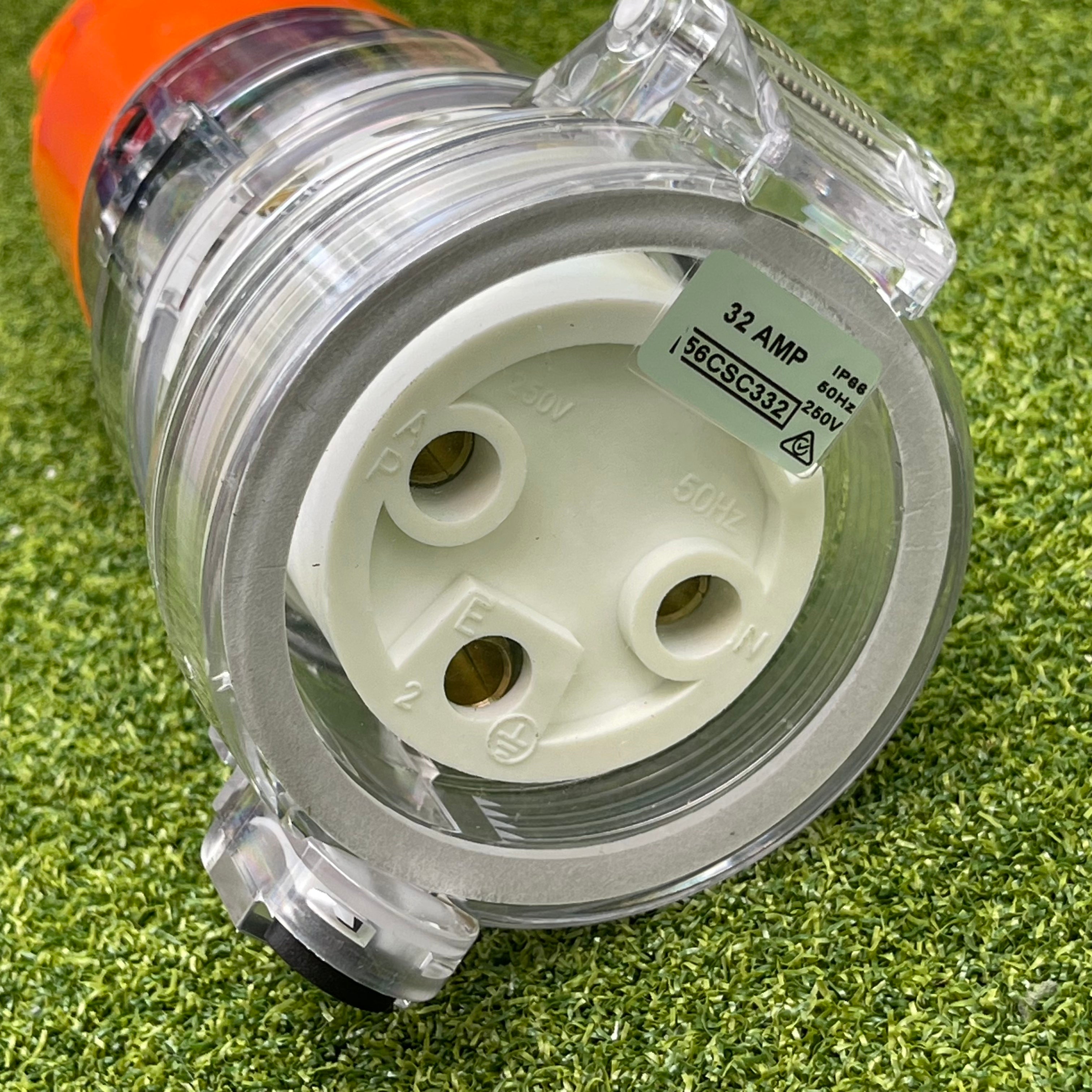 Kiwivolt 56CSC332 32A 250V 3 Pin Single Phase IP66 Industrial Cord Connector detail image 1 for New Zealand worksites, generators, food trailers and industrial power systems