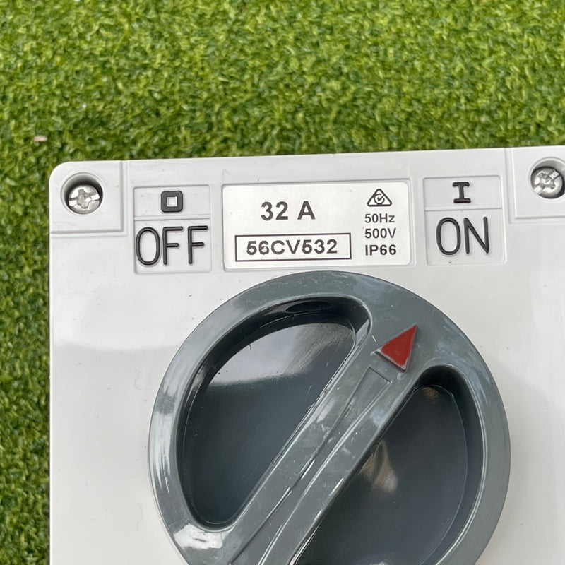 Kiwivolt 56CV532 32A 500V 5 Pin 3 Phase IP66 Switched Socket Outlet detail image 2 for New Zealand worksites, generators, food trailers and industrial power systems