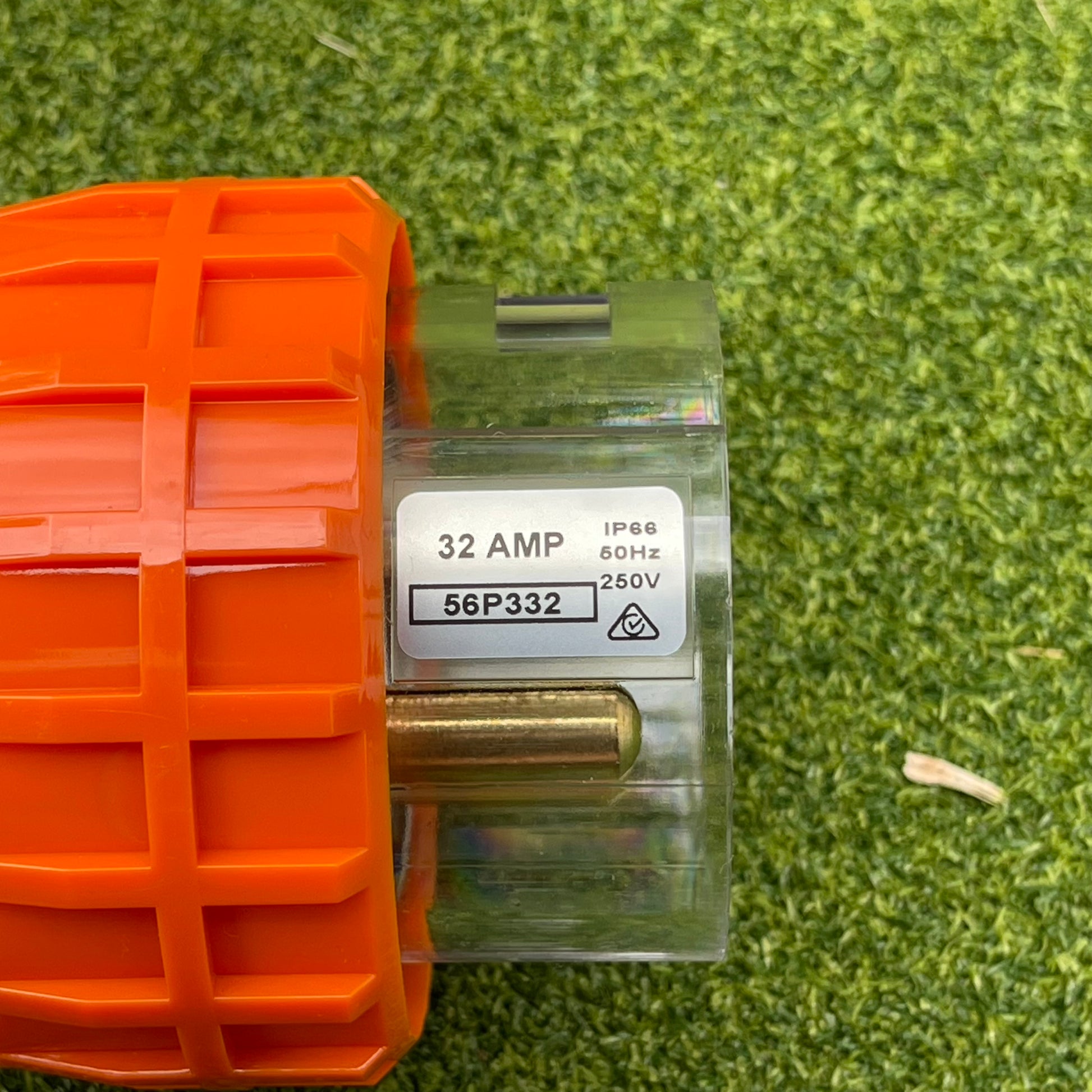 Kiwivolt 56P332 and 56PA332 32A 250V 3 pin single phase IP66 industrial plug detail image 6 for New Zealand worksites, generators, food trailers and industrial power systems