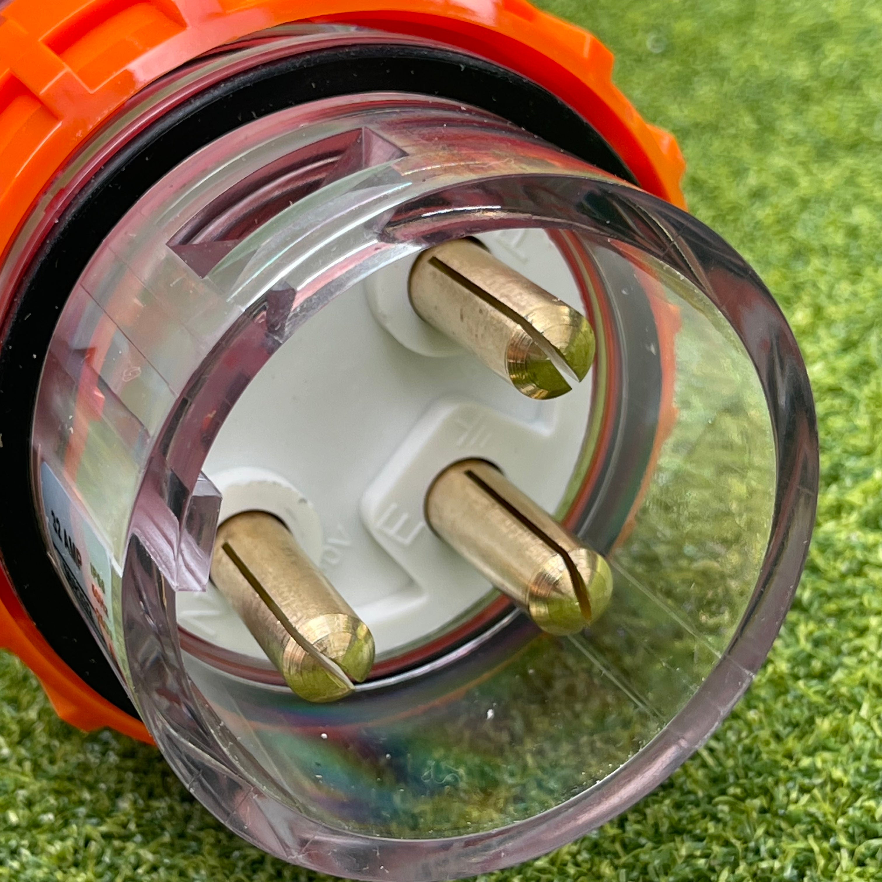 Kiwivolt 56P332 and 56PA332 32A 250V 3 pin single phase IP66 industrial plug detail image 7 for New Zealand worksites, generators, food trailers and industrial power systems