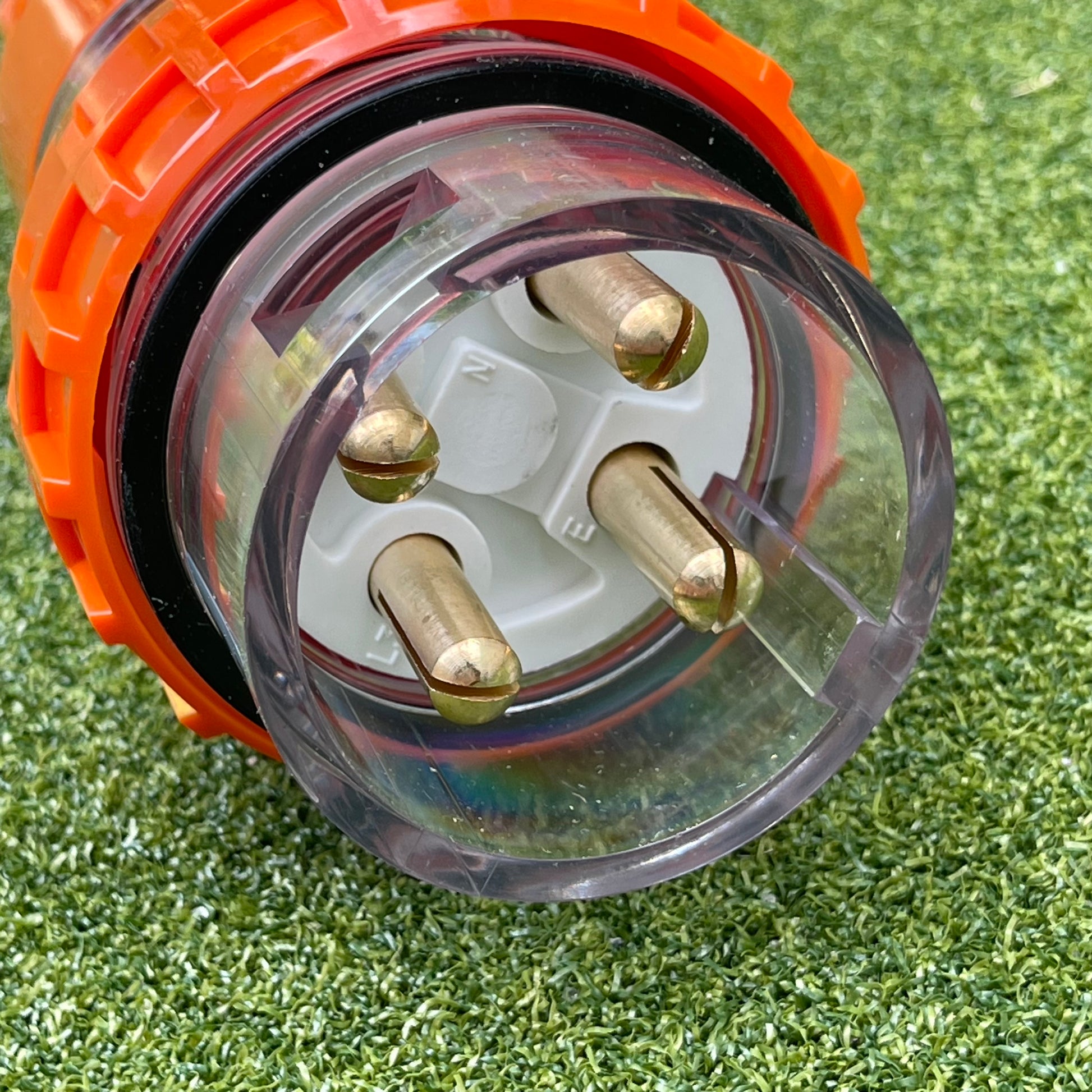 Kiwivolt 56P432 32A 500V 4 Pin 3 Phase IP66 Straight Industrial Plug detail image 2 for New Zealand worksites, generators, food trailers and industrial power systems