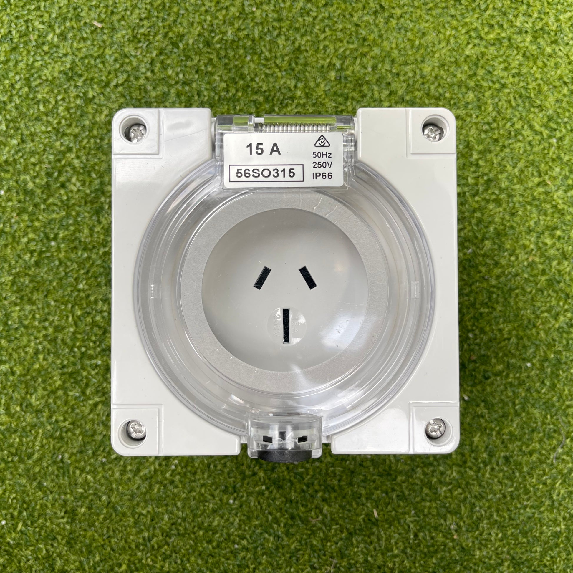 Kiwivolt 56SO315 15A 250V 3 pin single phase IP66 industrial socket outlet main image for New Zealand worksites, generators, food trailers and industrial power systems