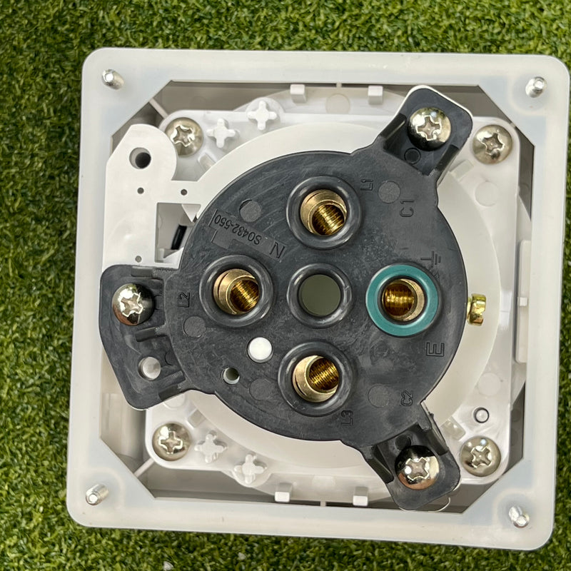 Kiwivolt 56SO432 32A 500V 4 Pin 3 Phase IP66 Industrial Socket Outlet detail image 4 for New Zealand worksites, generators, food trailers and industrial power systems
