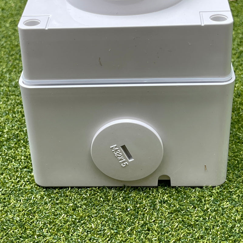 Kiwivolt 56SW332 32A 500V 3 pole IP66 rotary isolator switch detail image 1 for New Zealand worksites, generators, food trailers and industrial power systems