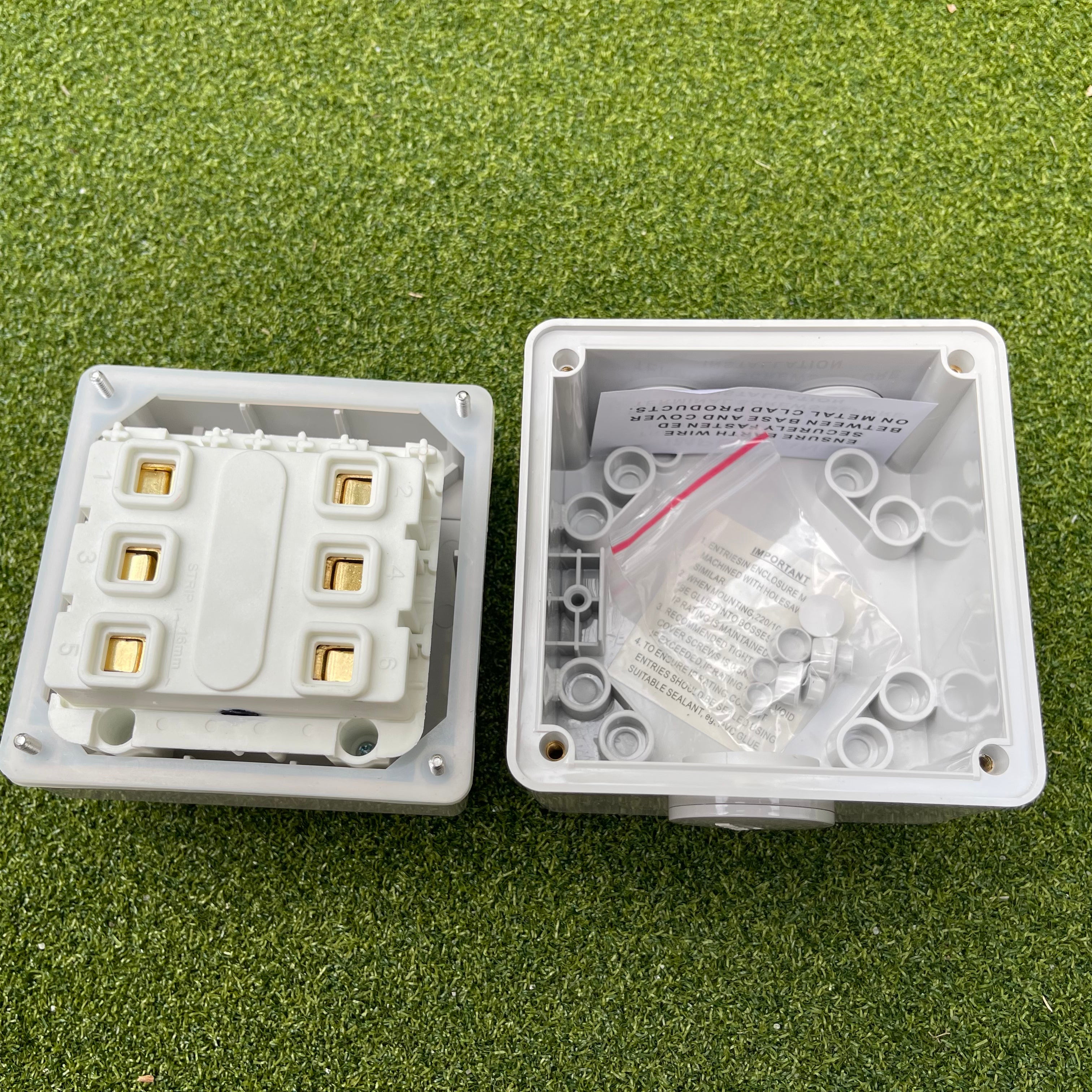 Kiwivolt 56SW332 32A 500V 3 pole IP66 rotary isolator switch detail image 3 for New Zealand worksites, generators, food trailers and industrial power systems