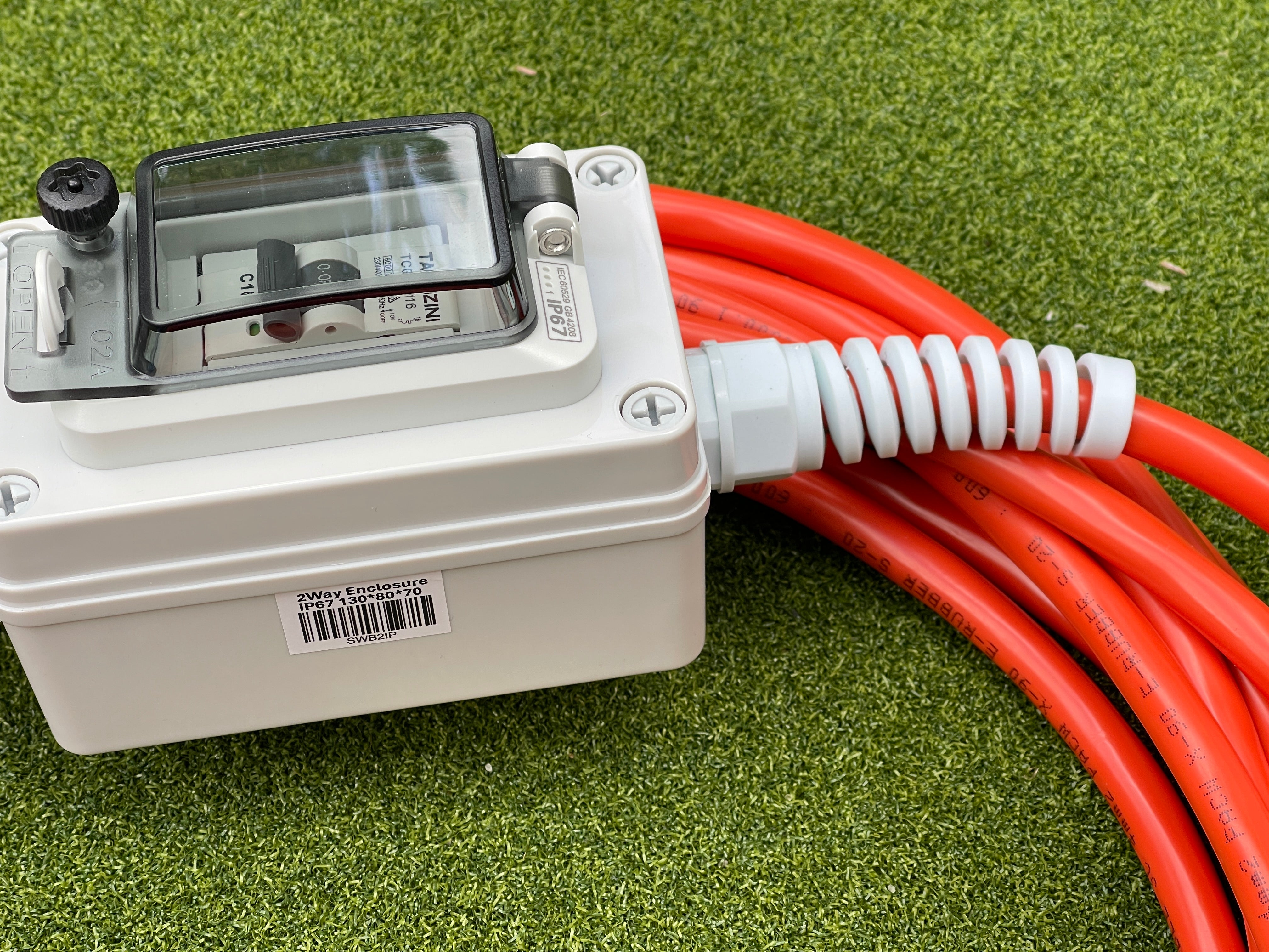 Inline C16 MCB in IP67 enclosure on Kiwivolt 16A to 32A CEE extension lead